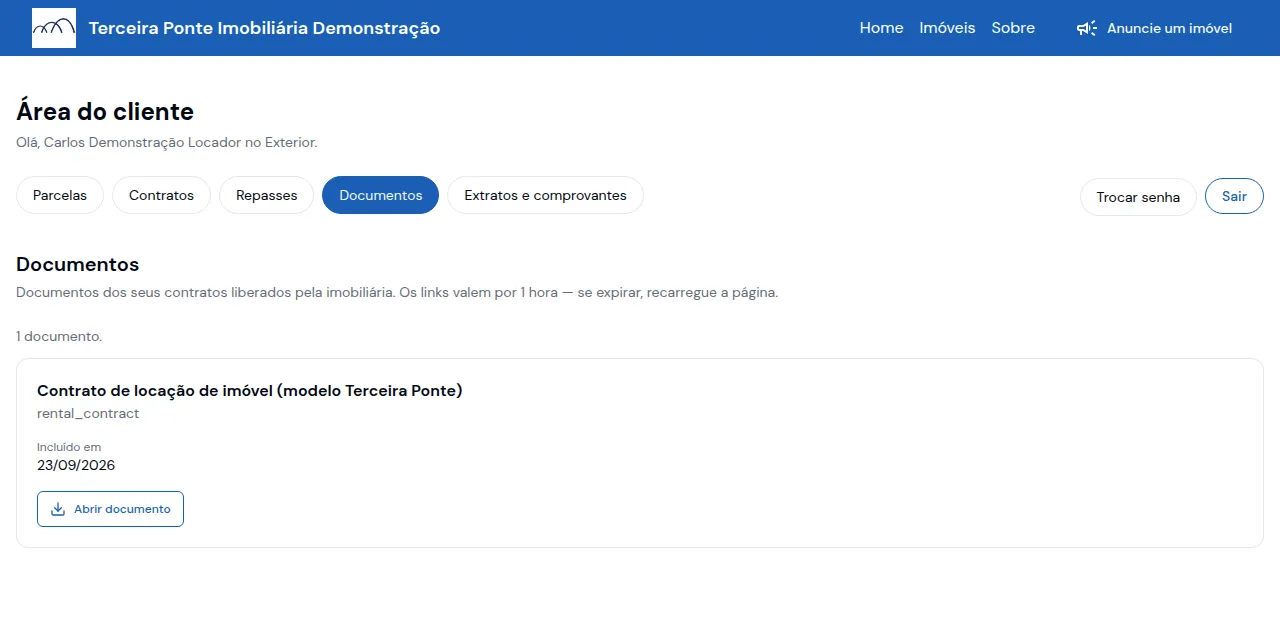 Tela Documentos da área do cliente, com o contrato de locação liberado e o botão Abrir documento